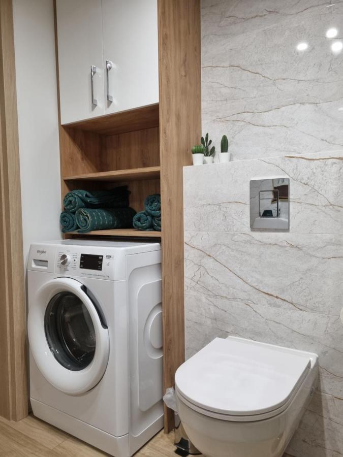 Apartament Sloneczny -Sciegiennego Kielce Extérieur photo